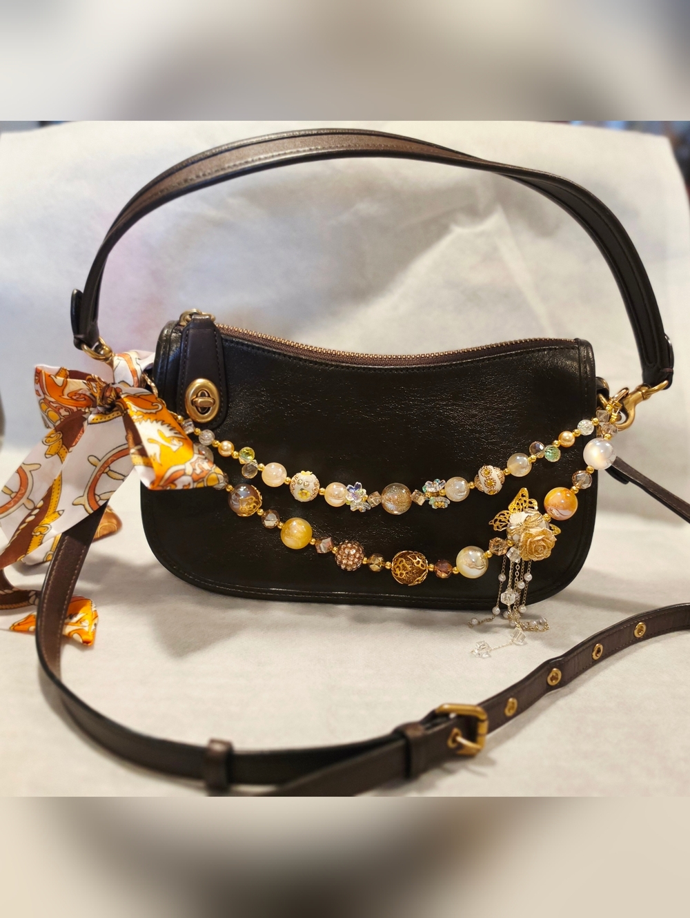 Coach Dark Brown Swinger 20 Women’s Shoulder Bag 2way